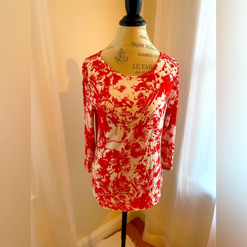Red and white abstract print shirt